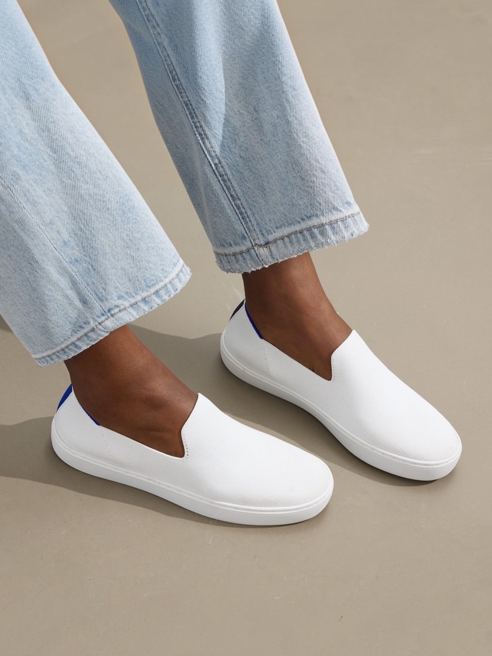 Rothy’s The Original Slip On Sneaker in White/Blue Women’s Size 9